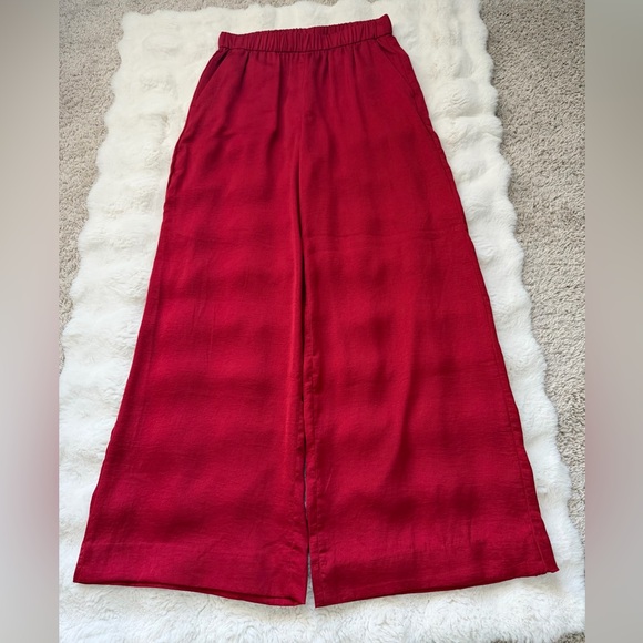 Banana Republic Factory Satin Red Romantic Elegant Wide Leg Pants-S - Picture 2 of 11